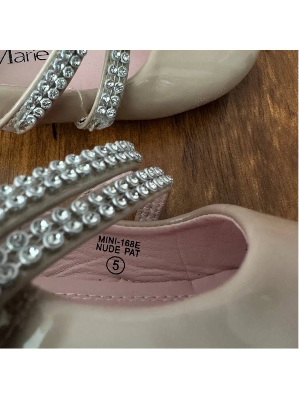 Bella Marie Dress Shoes Baby Girls Size 5 Beige Rhinestone Flower Mary Jane